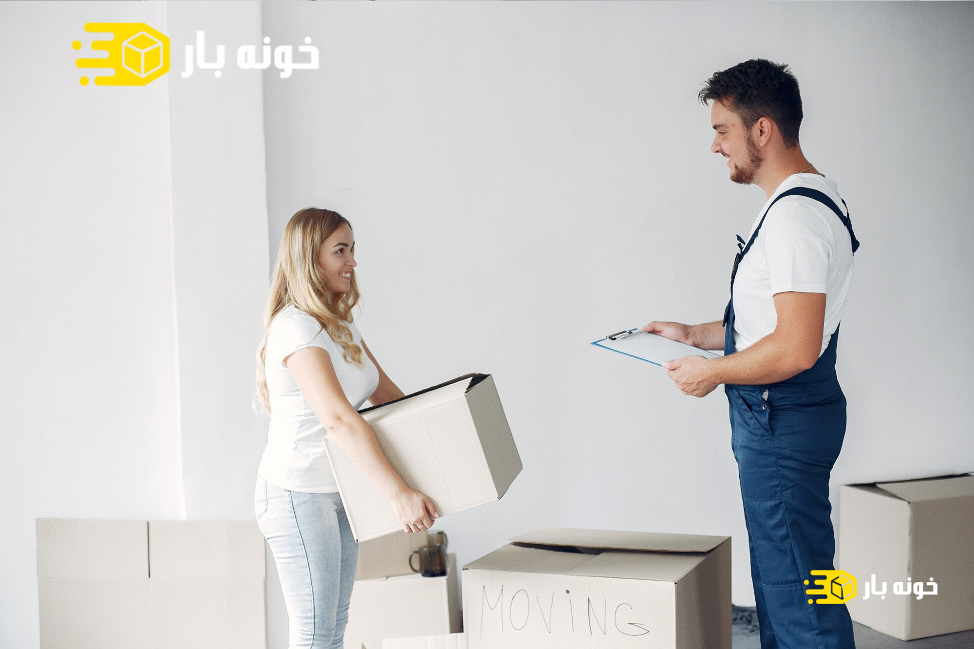 کارگر بسته بندی اسباب کشی